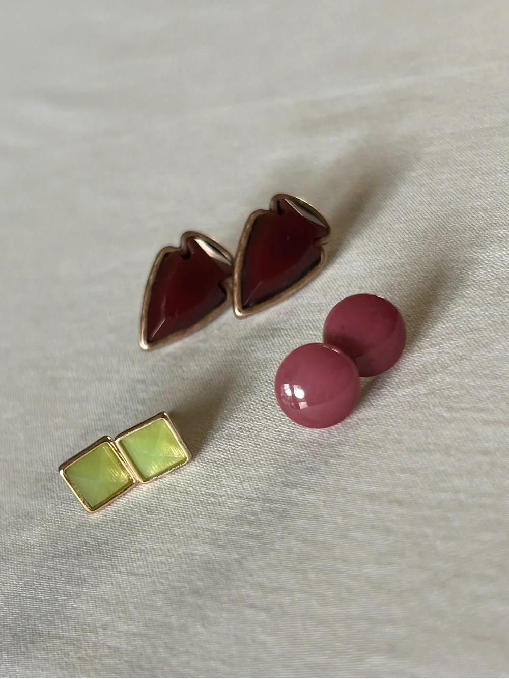 3 Pair Stud Earring Bundle Burgundy Mauve Mint Green Gold Tone